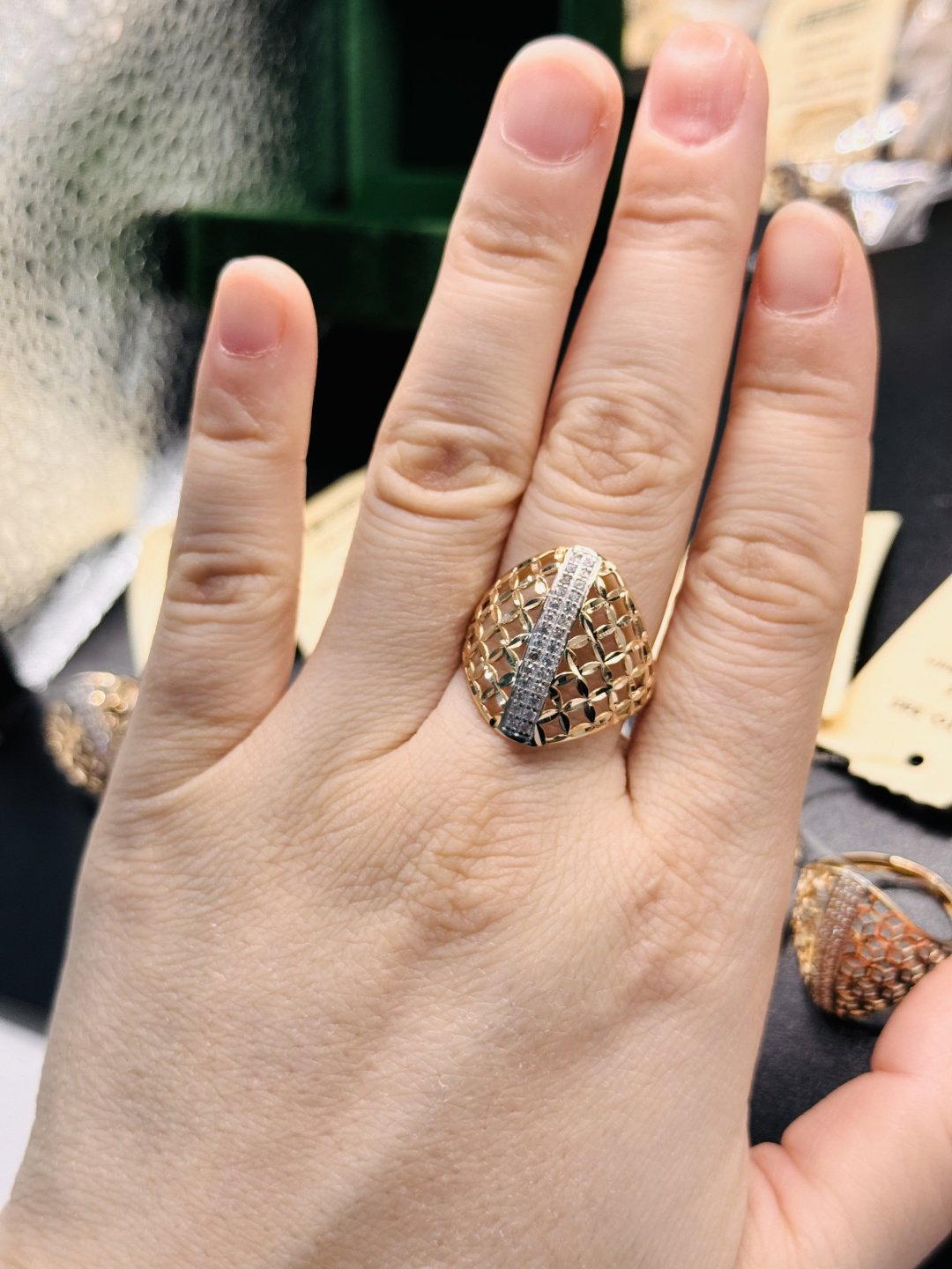 Кольцо Diamond Exclusive Aij111 размер регулируемый вес 2.36 г золото, фианит купить,NaN