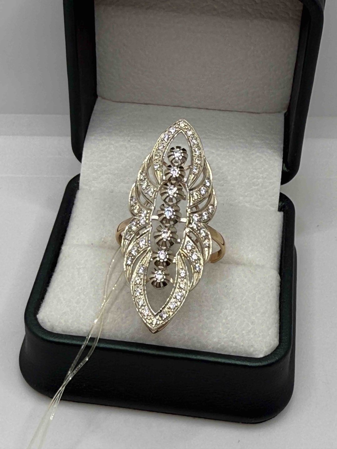 Кольцо Zhanar Gold ZHAN-193 размер 21 вес 5.87 г золото, фианит купить,NaN