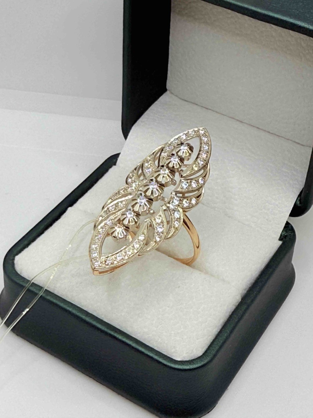 Кольцо Zhanar Gold ZHAN-193 размер 21 вес 5.87 г золото, фианит купить,NaN