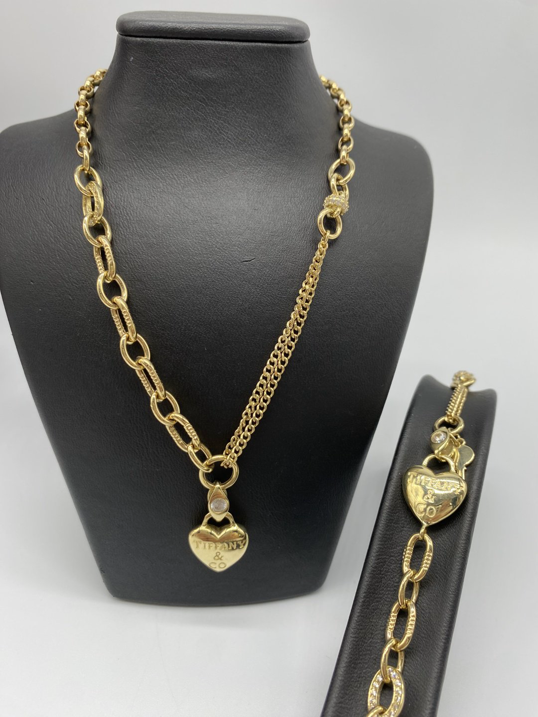 Gold Karla N-139 вес 20.62 г золото, фианит купить,NaN