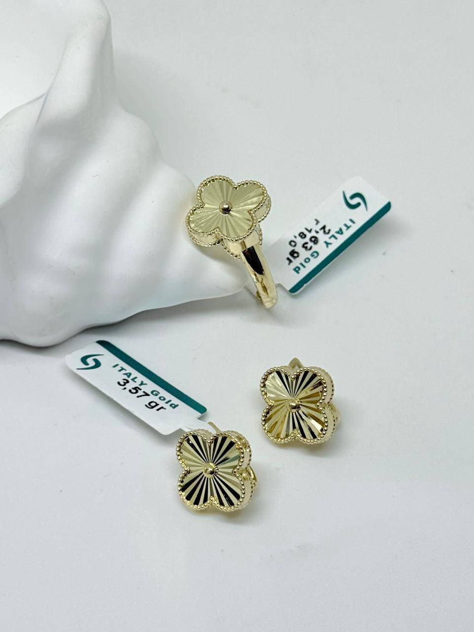 BAQ BRAND 508741526 вес 6.2 г золото, без вставок купить,NaN