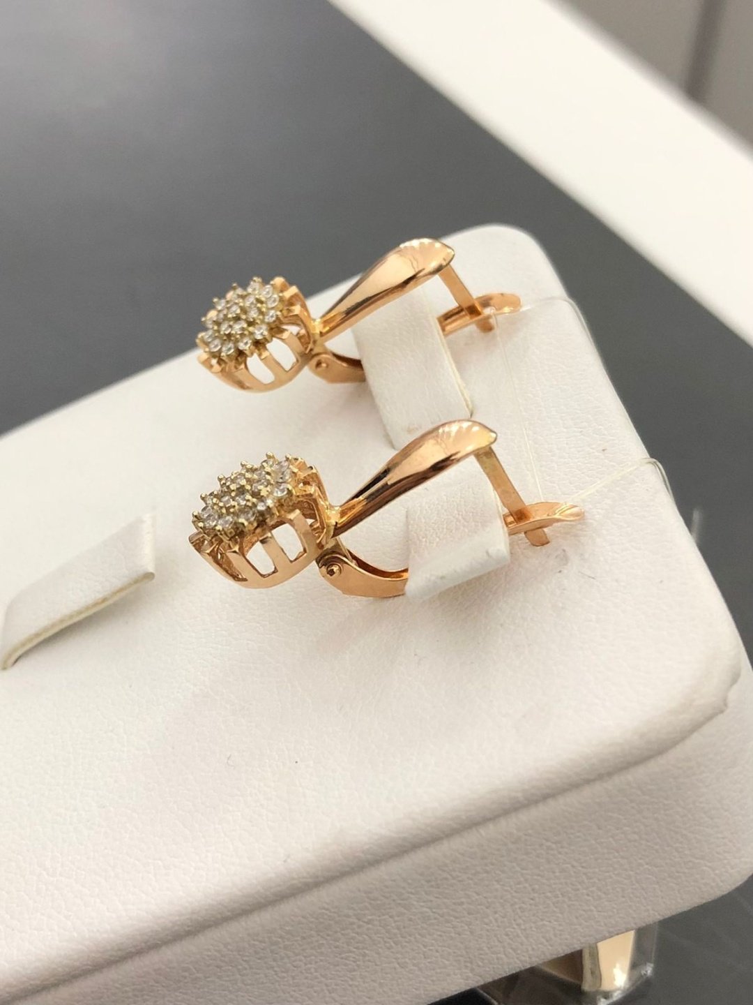 Серьги Diamond 1016 вес 3.22 г золото, фианит купить,NaN
