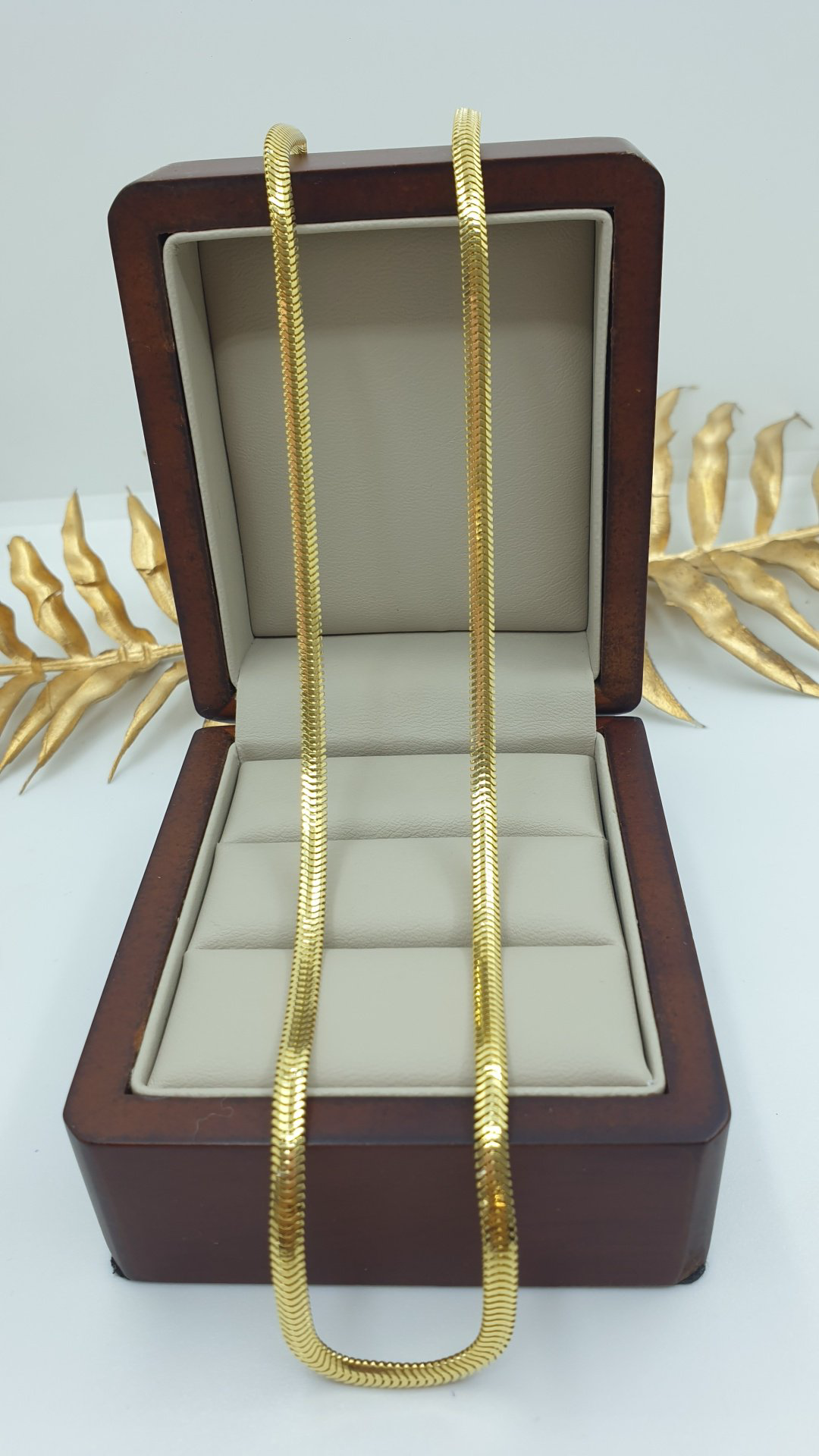 Цепь Dinara Gold 418553 длина 55 см, вес 11.45 г золото, плетение кобра купить,NaN