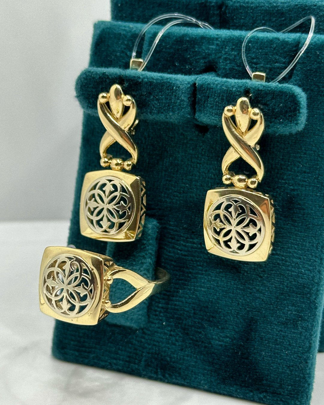 Ali Gold 26132 вес 8.6 г золото, без вставок купить,641450