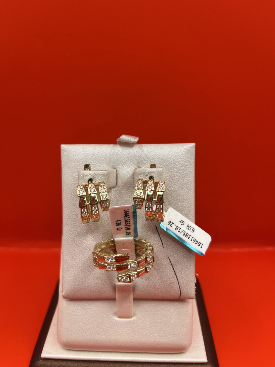 585 ЗОЛОТОЙ Indira gold 585 Bulgari 10,44 вес 10.44 г золото, без вставок купить,NaN