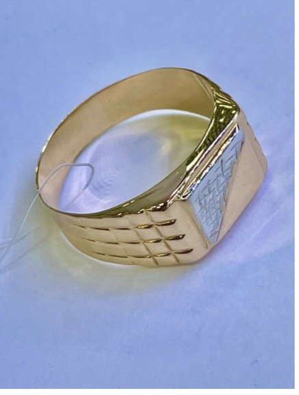 Кольцо Kristal 873647322 размер 18, 20, 20.5, 18.5, 21.5, 19.5, 21, 19 вес 2.5 г золото, без вставок купить,NaN