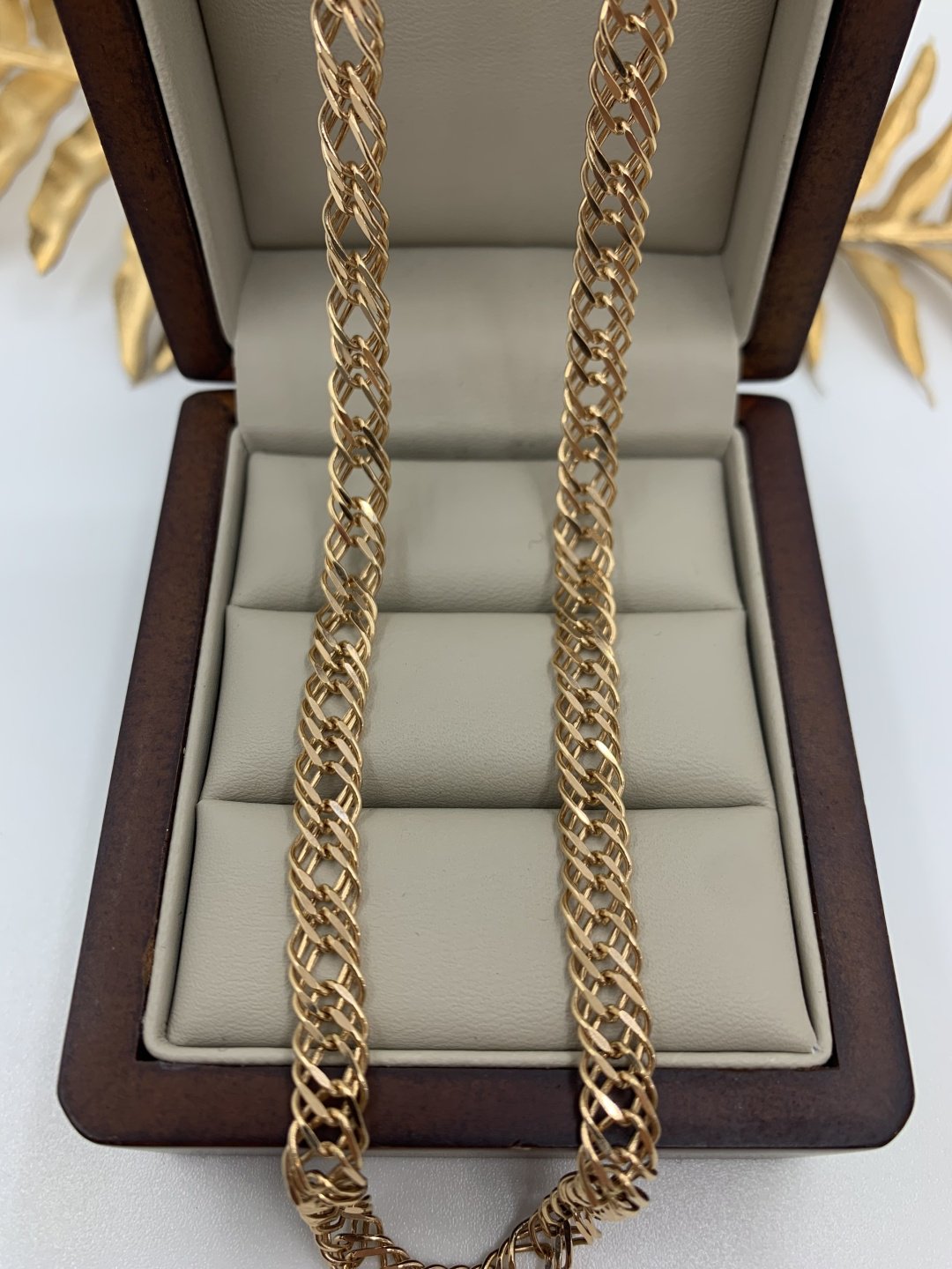Цепь Dinara Gold 348116 длина 50 см, вес 10.18 г золото, плетение тройной ромб купить,NaN