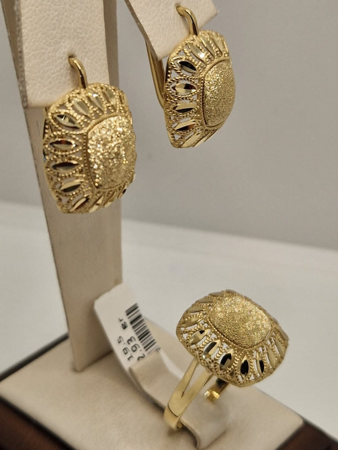 Timuchin Gold LA1986/300 вес 8.35 г золото, без вставок купить,608000