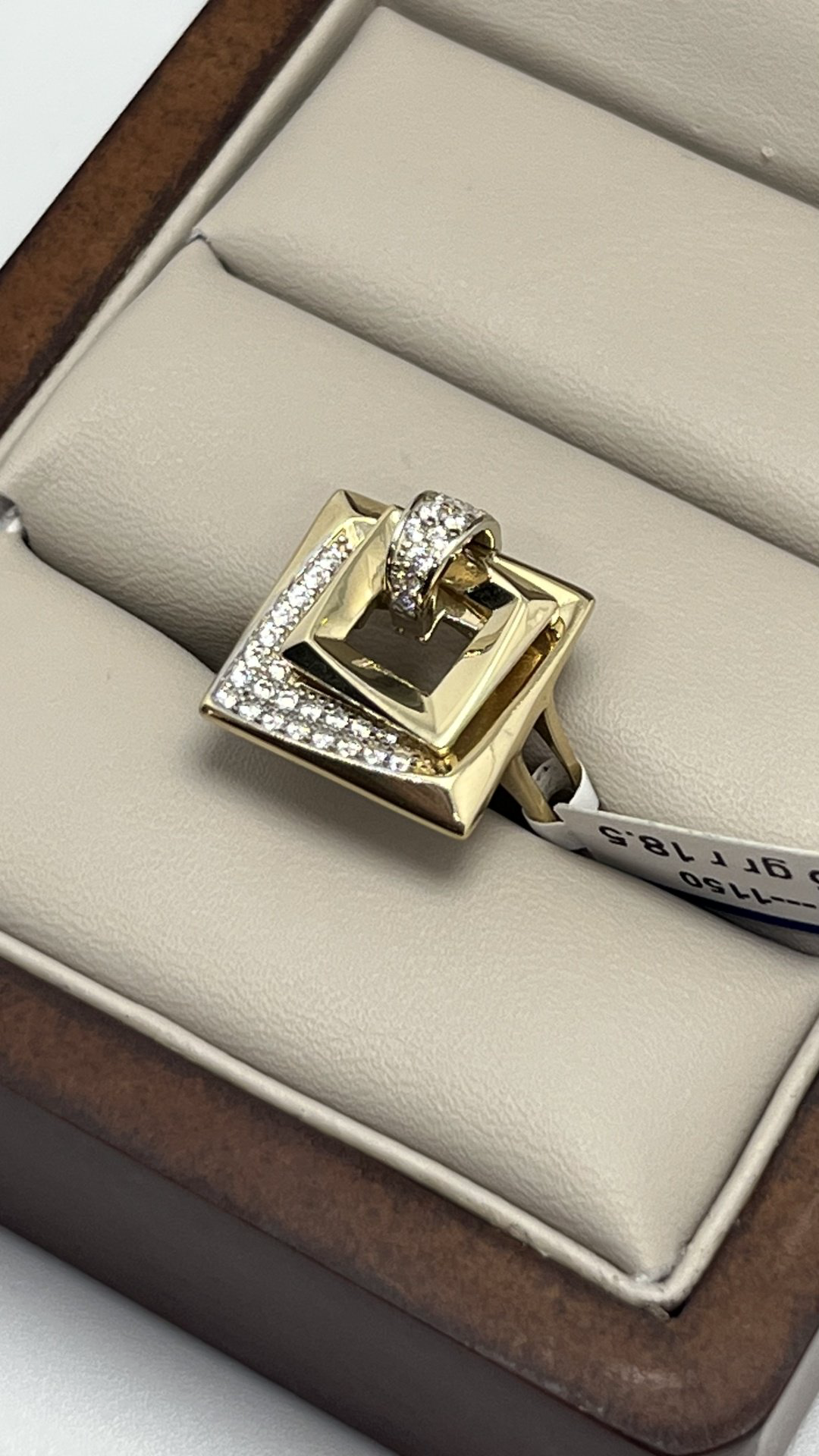 Кольцо AIS COLLECTION Желтое Золото Италия 585 размер 18.5 вес 4.2 г золото, без вставок - ForteMarket Кольцо AIS COLLECTION Желтое Золото Италия 585 размер 18.5 вес 4.2 г золото, без вставок купить,336000
