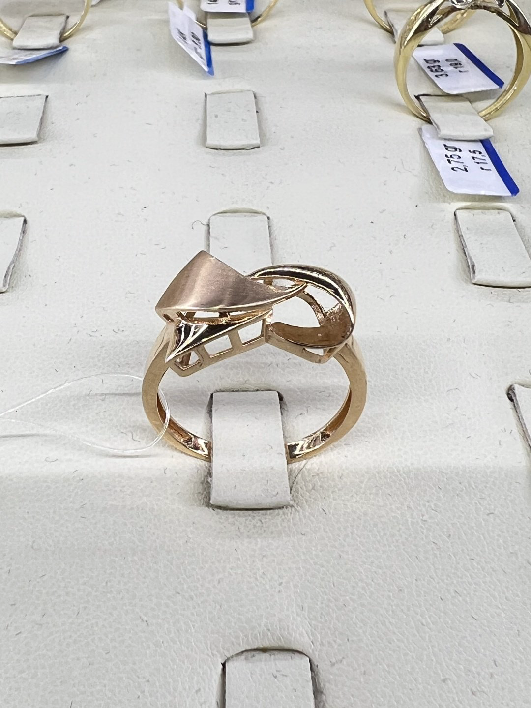 Кольцо Diamond Union 329195 размер 19.5 вес 3.29 г золото, без вставок купить,NaN