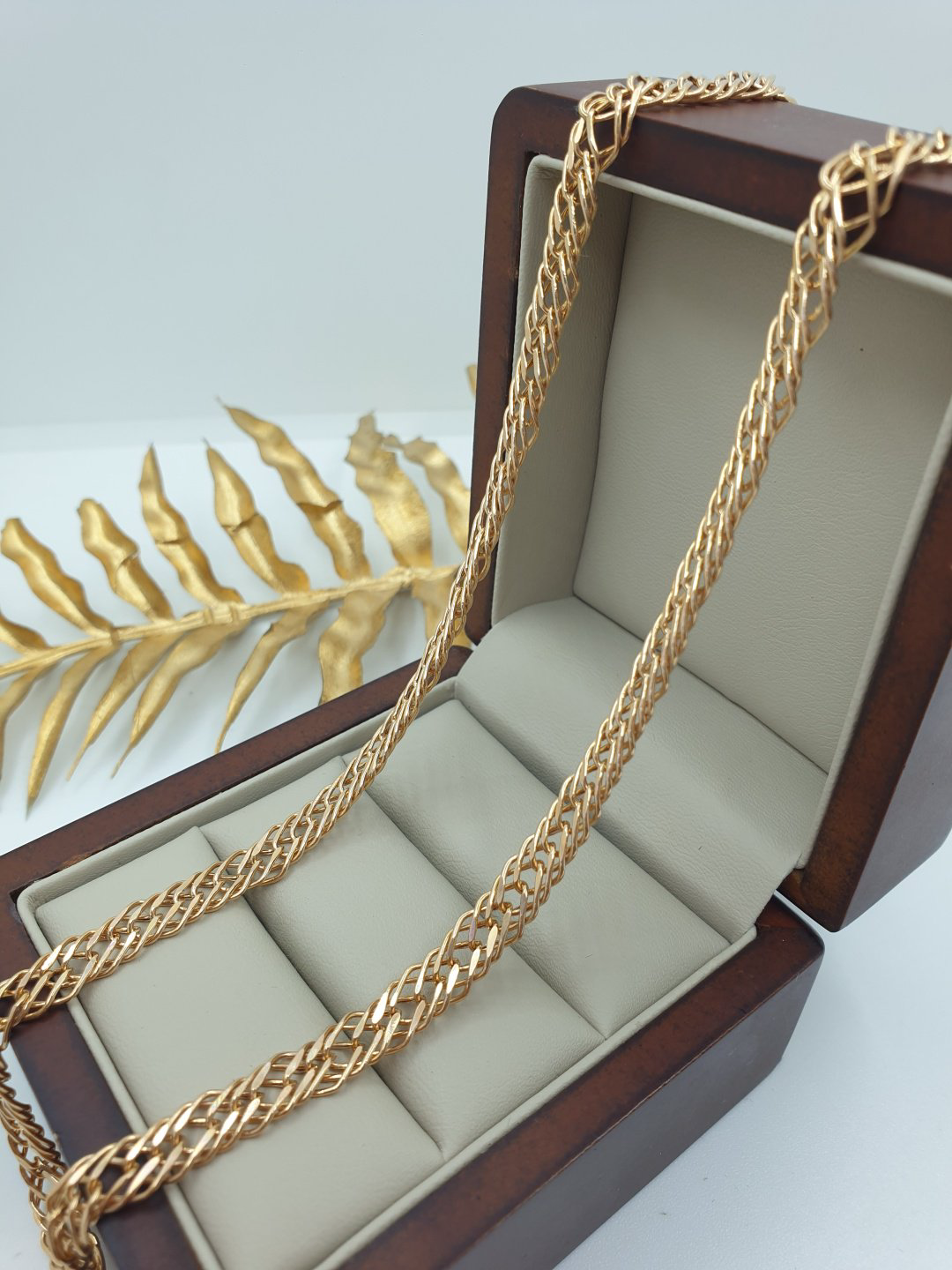 Цепь Dinara Gold 516915 длина 60 см, вес 11.77 г золото, плетение тройной ромб купить,NaN
