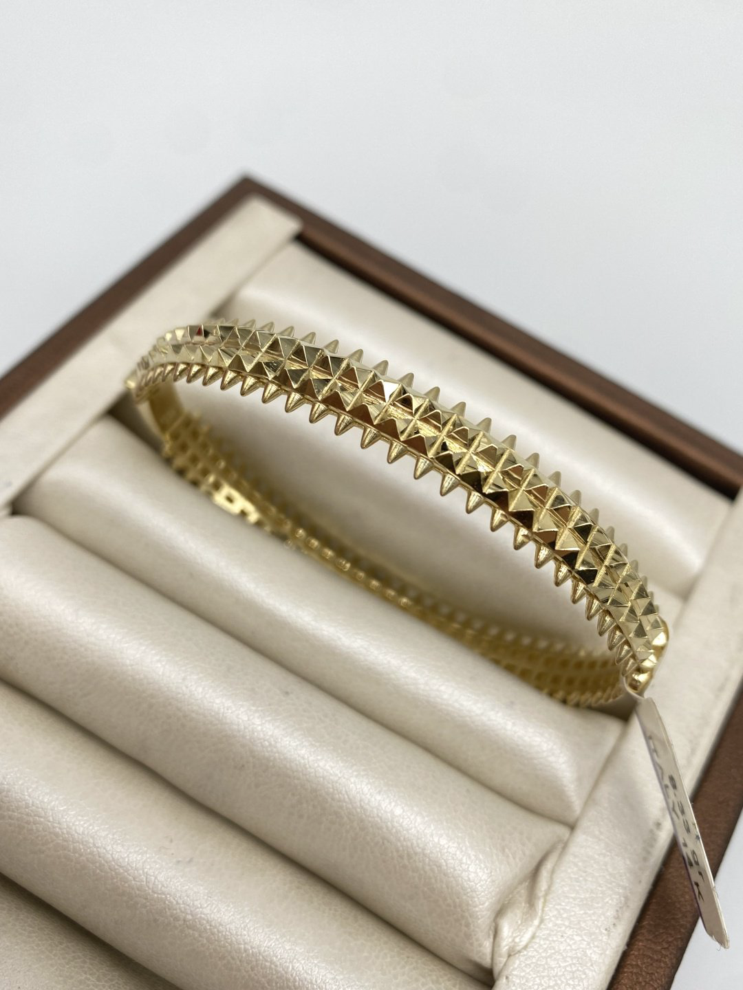 Браслет Gold Karla N-14 длина 18 см, вес 8.33 г золото, плетение отсутствует - ForteMarket Браслет Gold Karla N-14 длина 18 см, вес 8.33 г золото, плетение отсутствует купить,621200