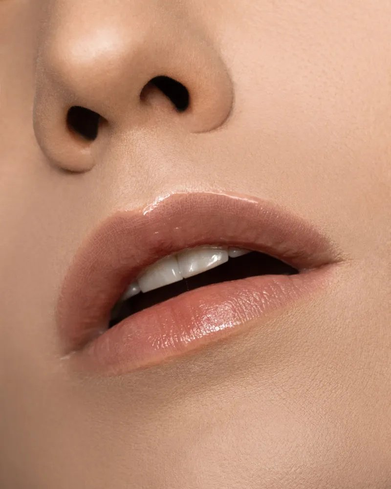 NE BLEDNAYA BY GEV MUA Блеск для губ Wetkisses блеск для губ House of Lions купить,6500
