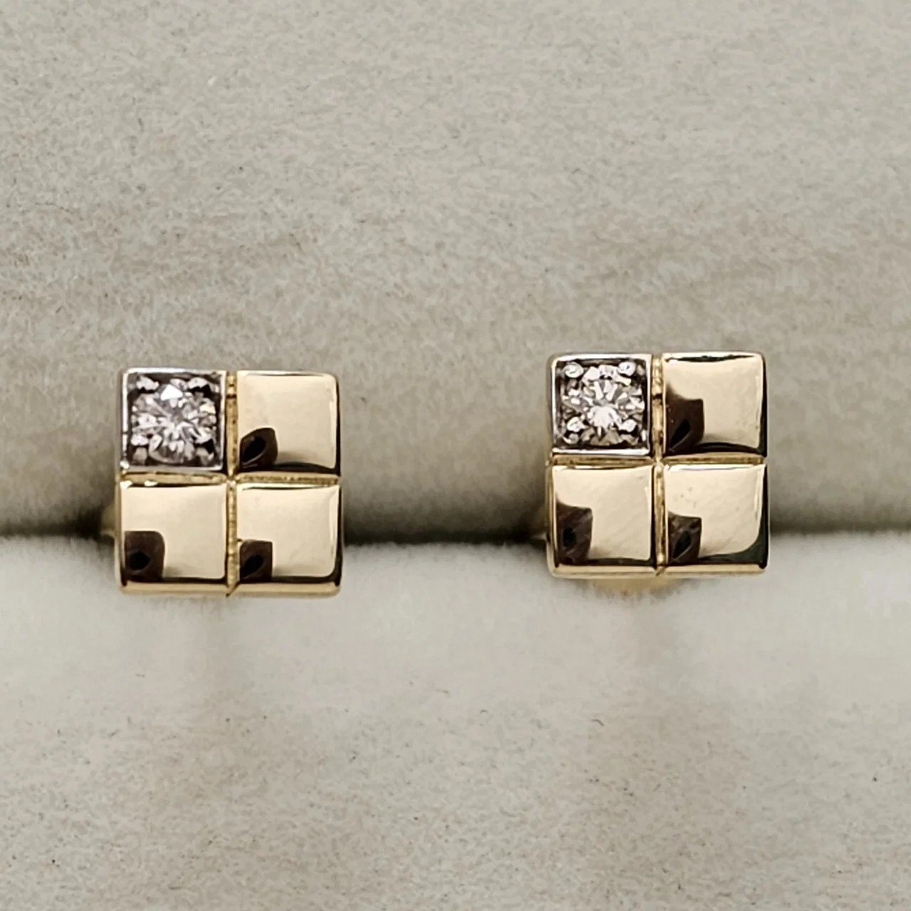 Серьги Deimantas 108563614 1,09гр 0,07ct. купить,NaN