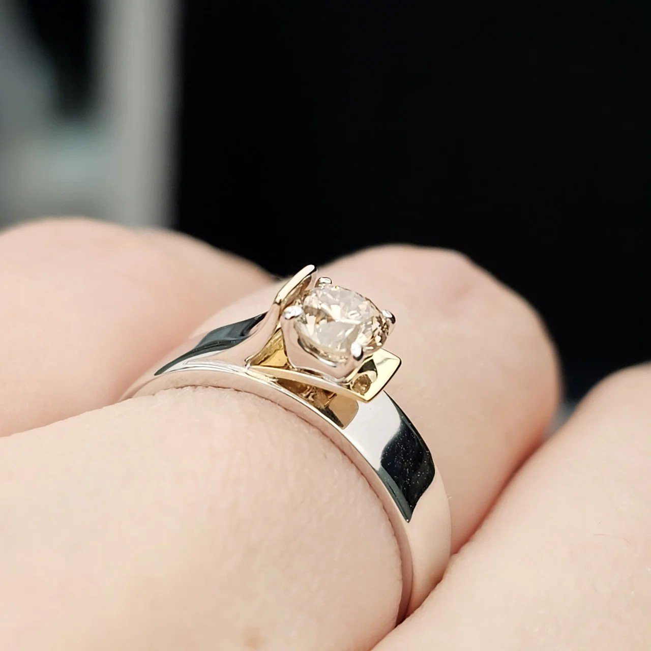 Кольцо Deimantas 108554669 17р 3,23гр 0,52ct. купить,NaN