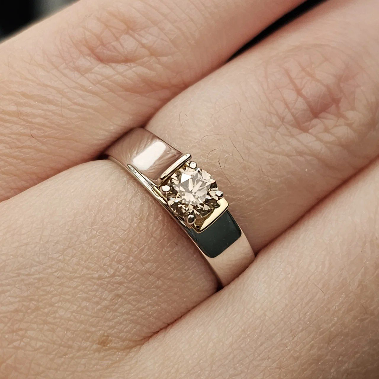 Кольцо Deimantas 108554669 17р 3,23гр 0,52ct. купить,NaN