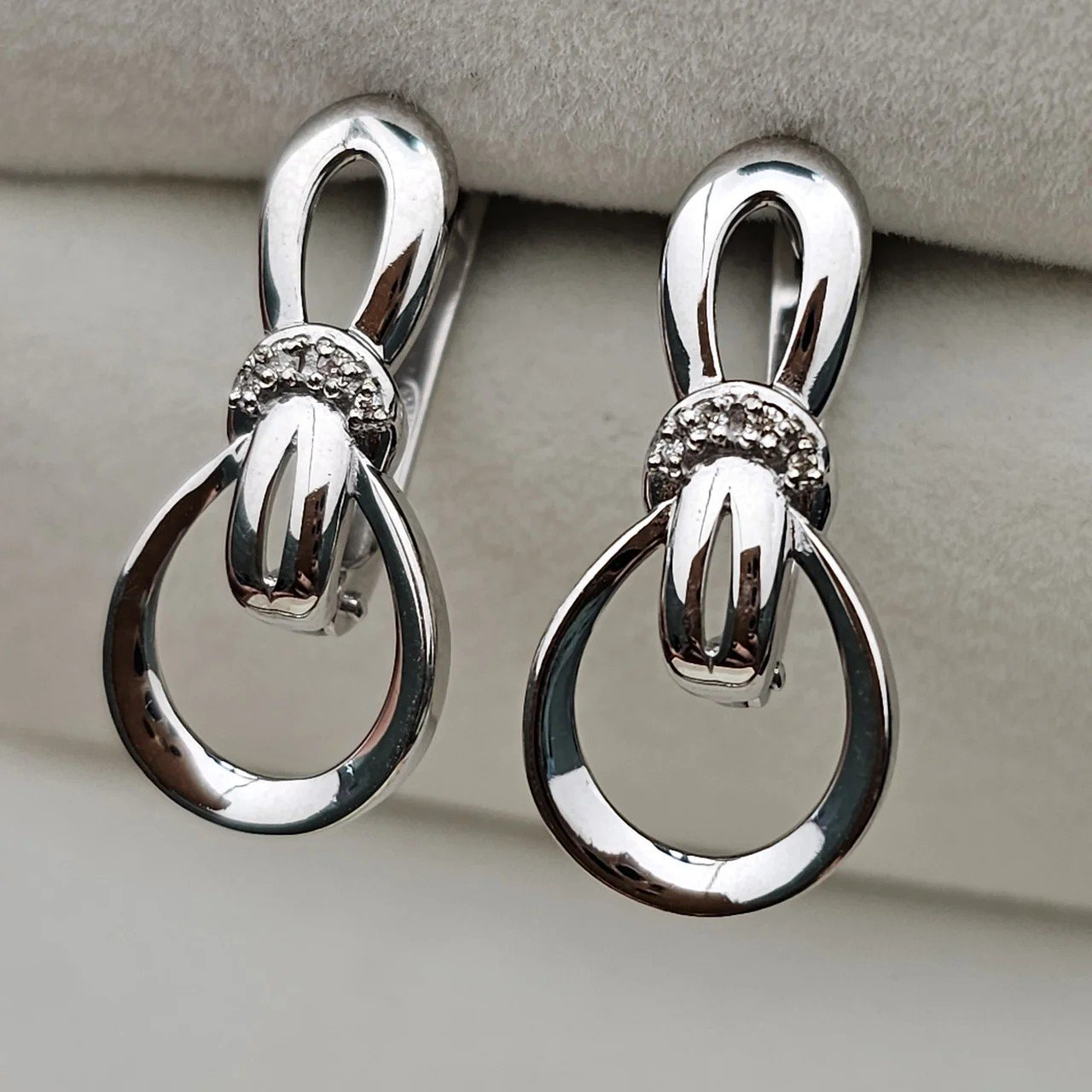 Серьги Deimantas 108563673 2,48гр 0,04ct. купить,NaN