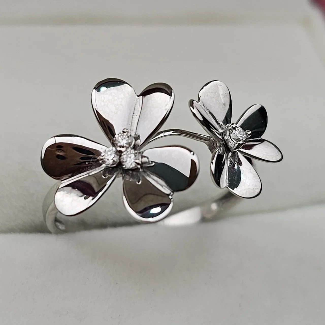 Кольцо Deimantas 108563033 18р 1,84гр 0,063ct. купить,NaN