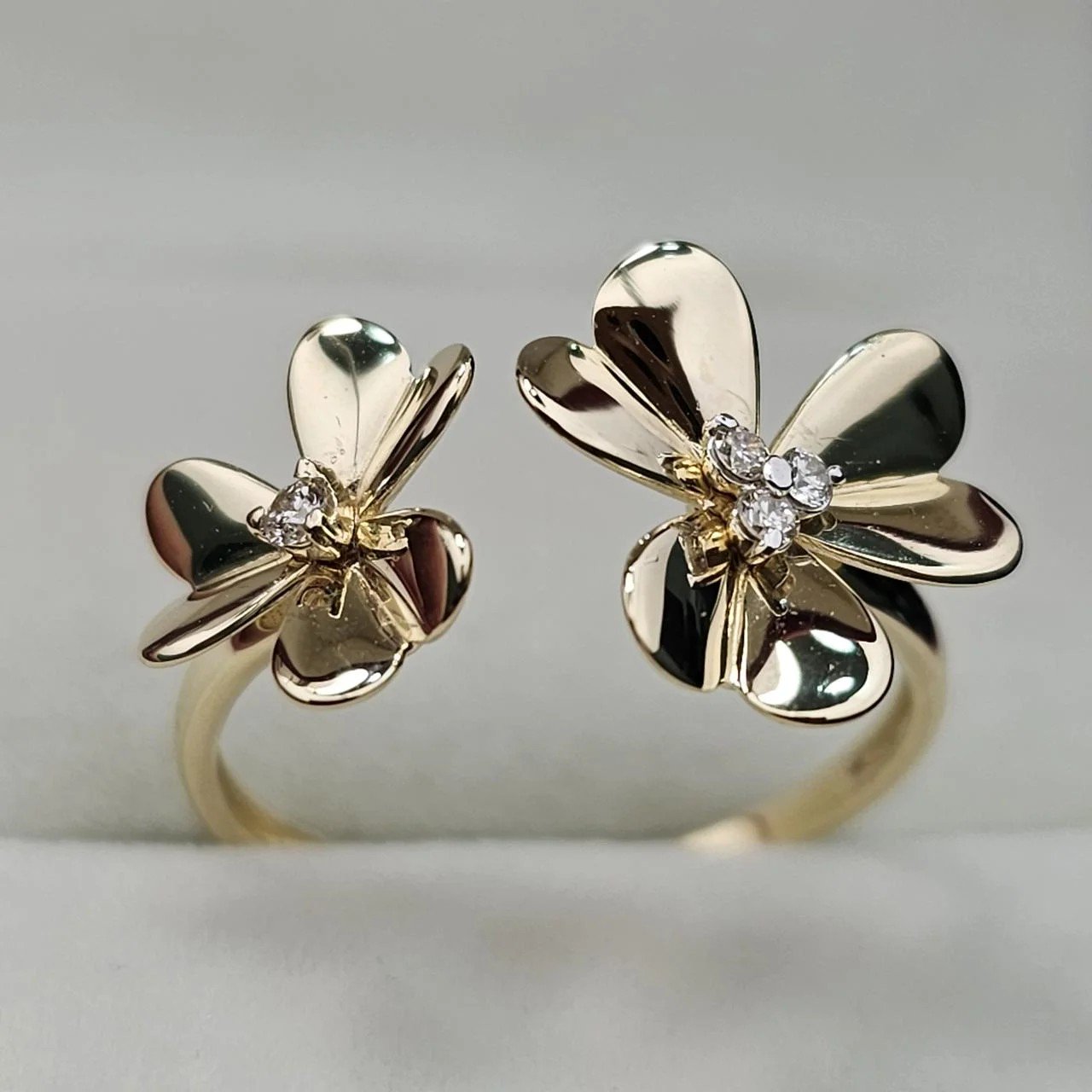 Кольцо Deimantas 108563502 17,5р 1,8гр 0,063ct. купить,NaN