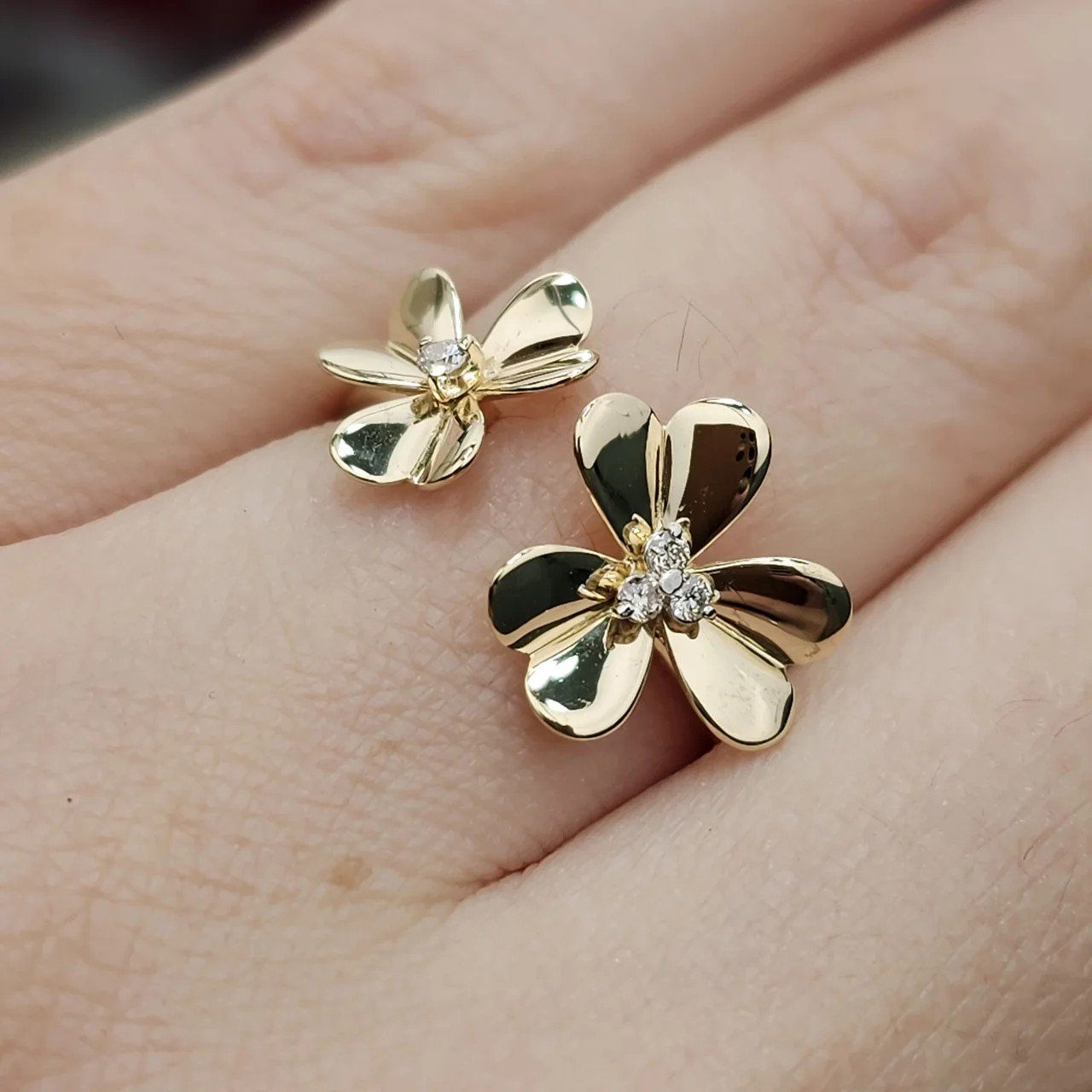 Кольцо Deimantas 108563502 17,5р 1,8гр 0,063ct. купить,NaN