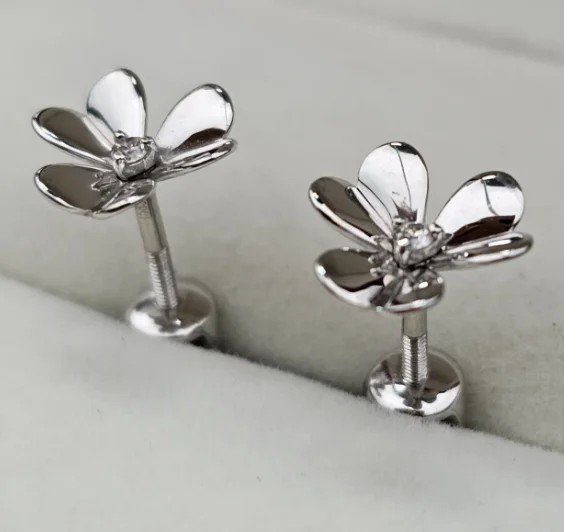 Комплект Deimantas 108609163 18р 0,063ct 0,042ct. купить,NaN