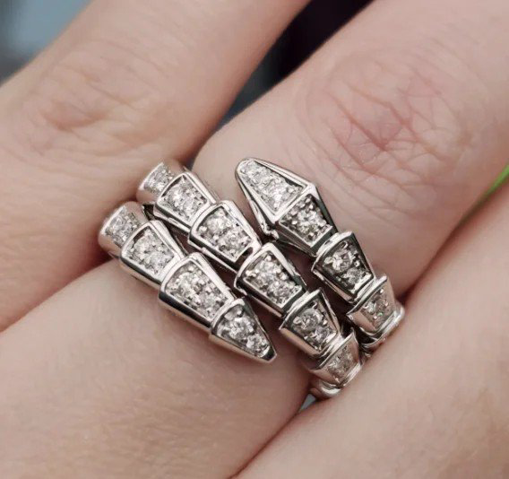 Комплект Deimantas 108601534 17,5р 0,95ct 0,84ct. купить,NaN