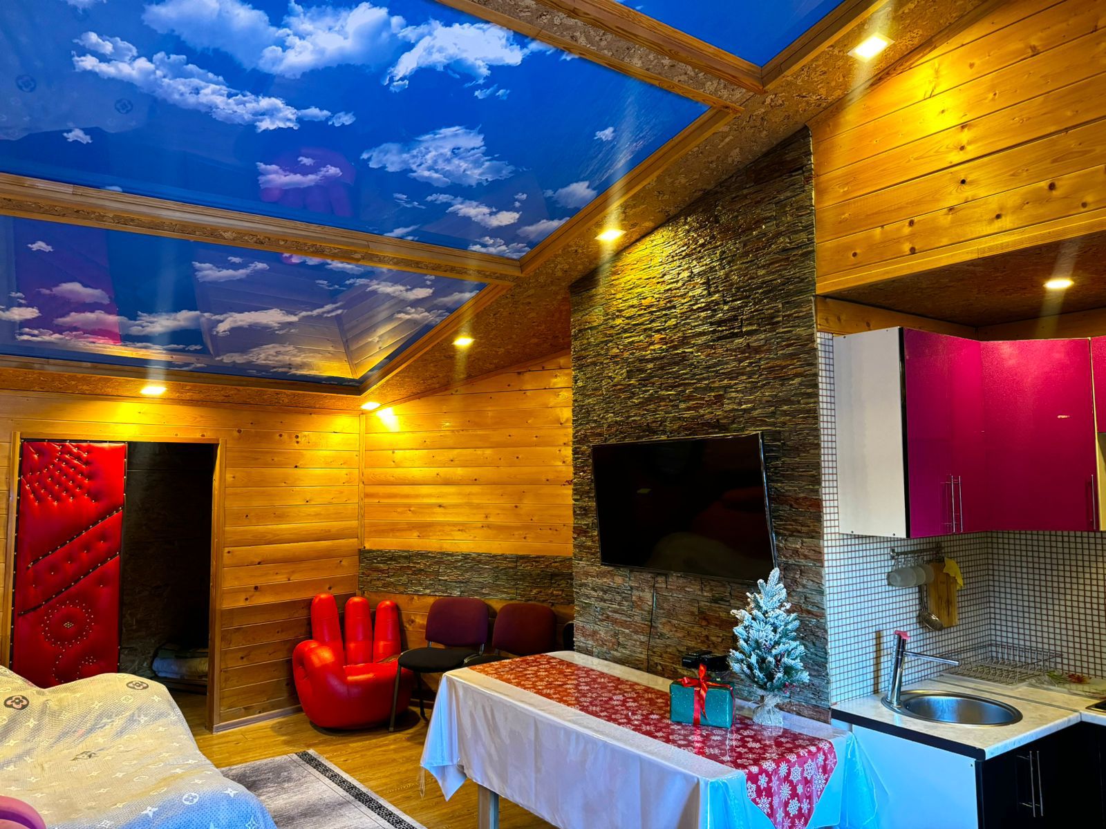 Фото 49edab23-1ef2-4fa1-87d1-efd5652e226a