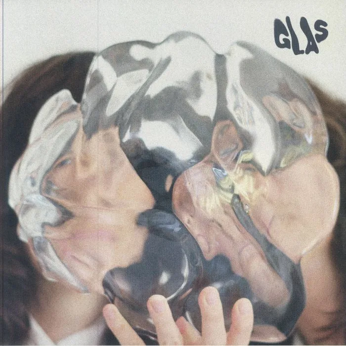 GLAS — Kisses Like Feathers