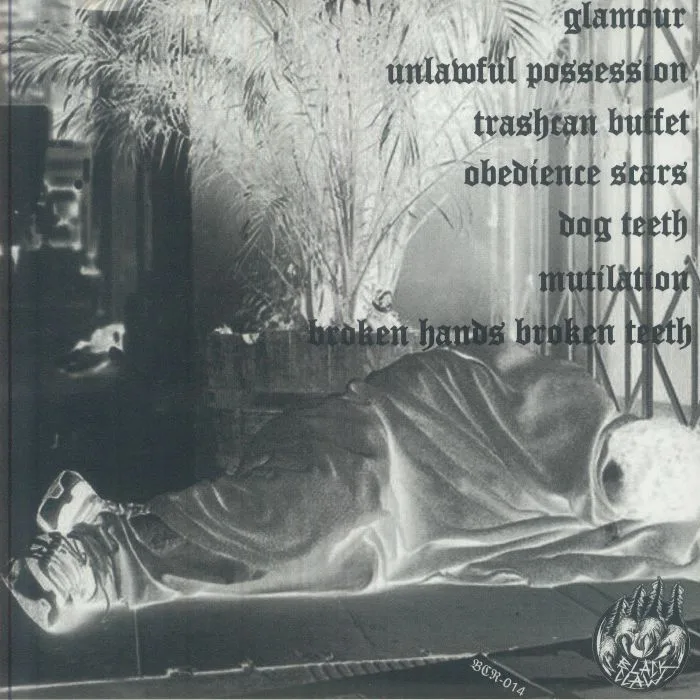 Back cover — APARTMENT 213 — Glamour