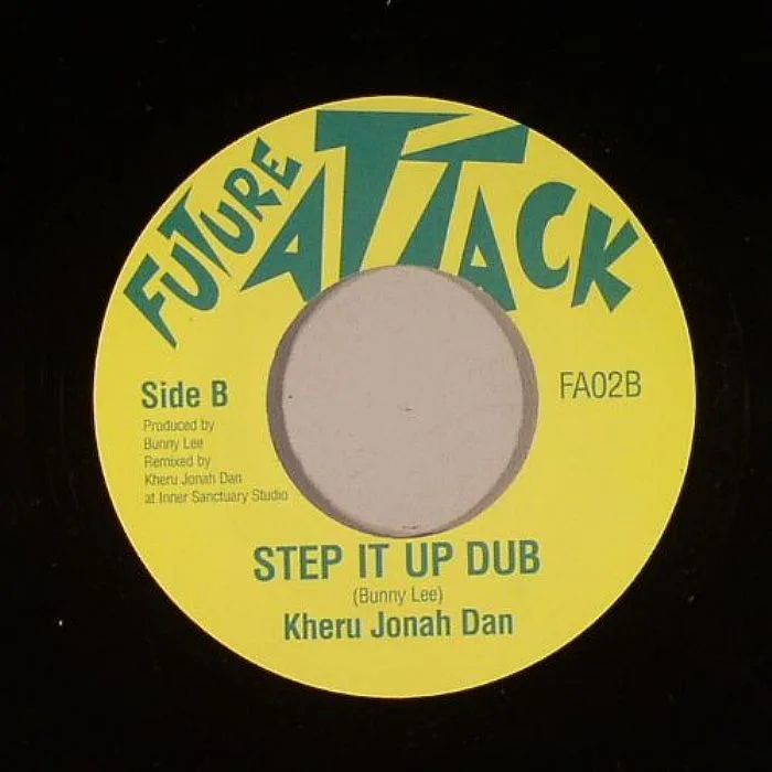 Обратная сторона обложки — Barry BROWN / KHERU JONAH DAN — Step It Up (Youthman Riddim)
