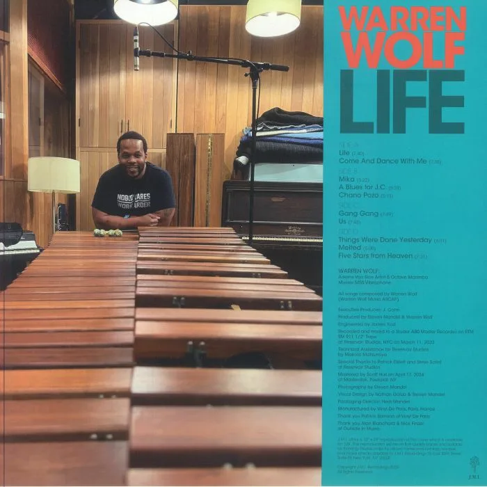 Обратная сторона обложки — Warren WOLF — Life