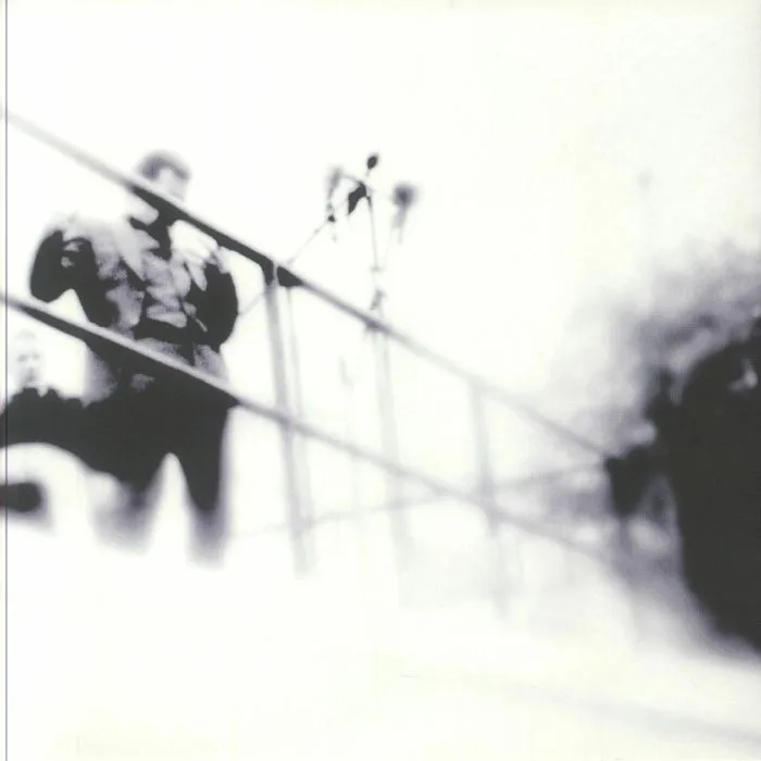 BOGUS BLIMP — Men - Mic