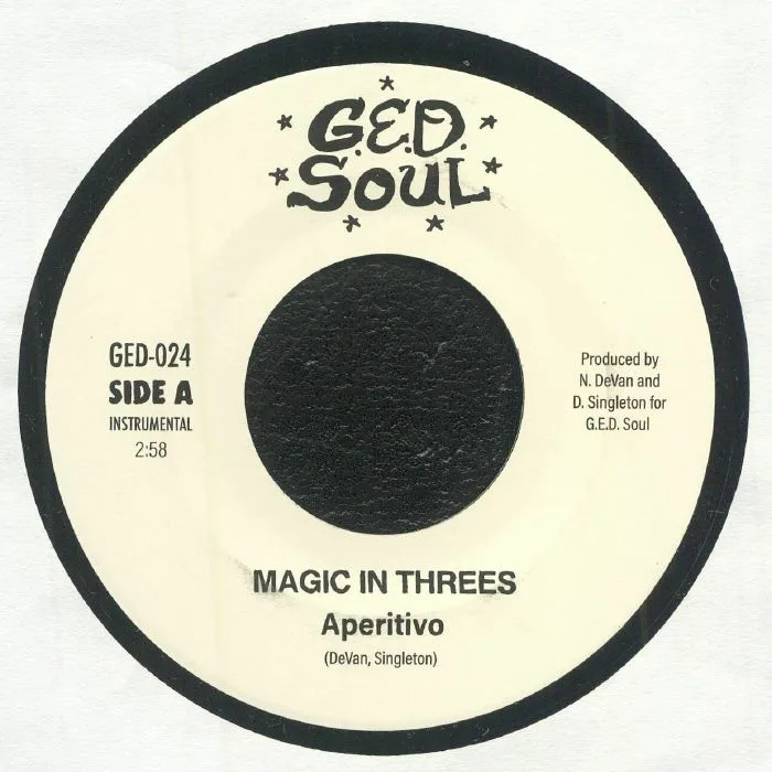 MAGIC IN THREES — Aperitivio