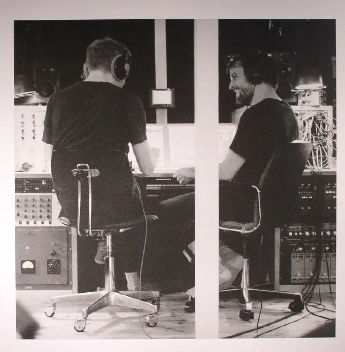 Olafur ARNALDS / NILS FRAHM — Trance Frendz