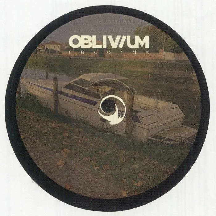 Front cover — LUCRETIO / NICOLA BRUSEGAN — Levels EP