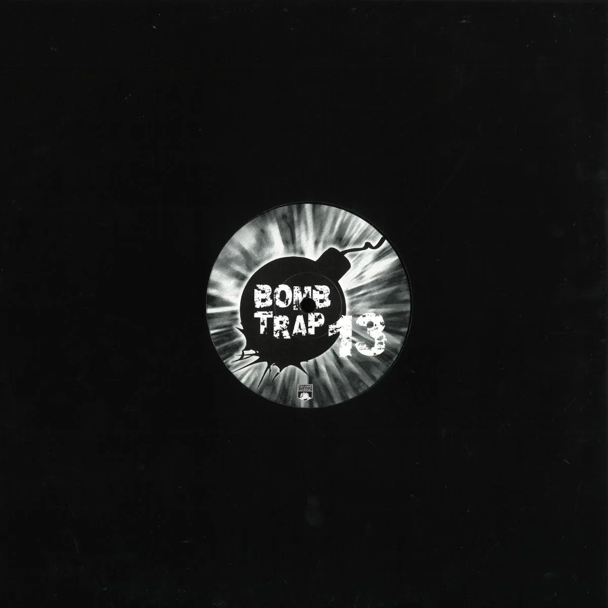 Back cover — Subhead, Macross, Poupon, Mason Rent, DJ Ze Mig L — Bombtists 5
