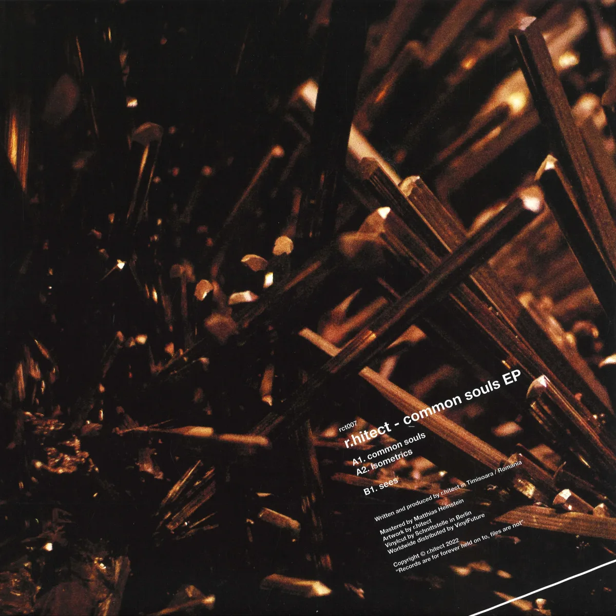 Обратная сторона обложки — r.hitect — common souls EP