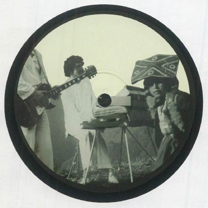Back cover — RADIO MUNDO — Radio Mundo 003