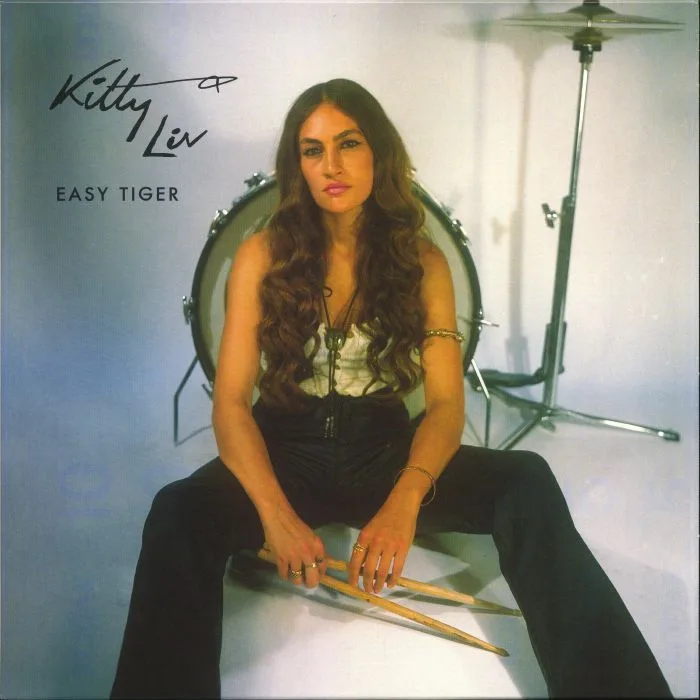 KITTY LIV — Easy Tiger