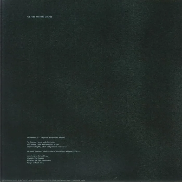 Back cover — Pat THOMAS / XT — Strata Act
