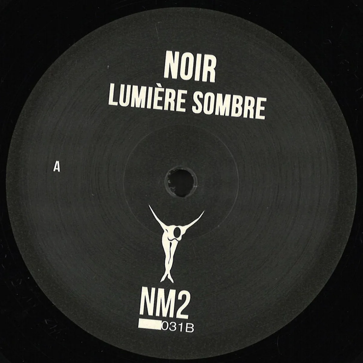 Лицевая сторона обложки — Noir — Lumiere Sombre