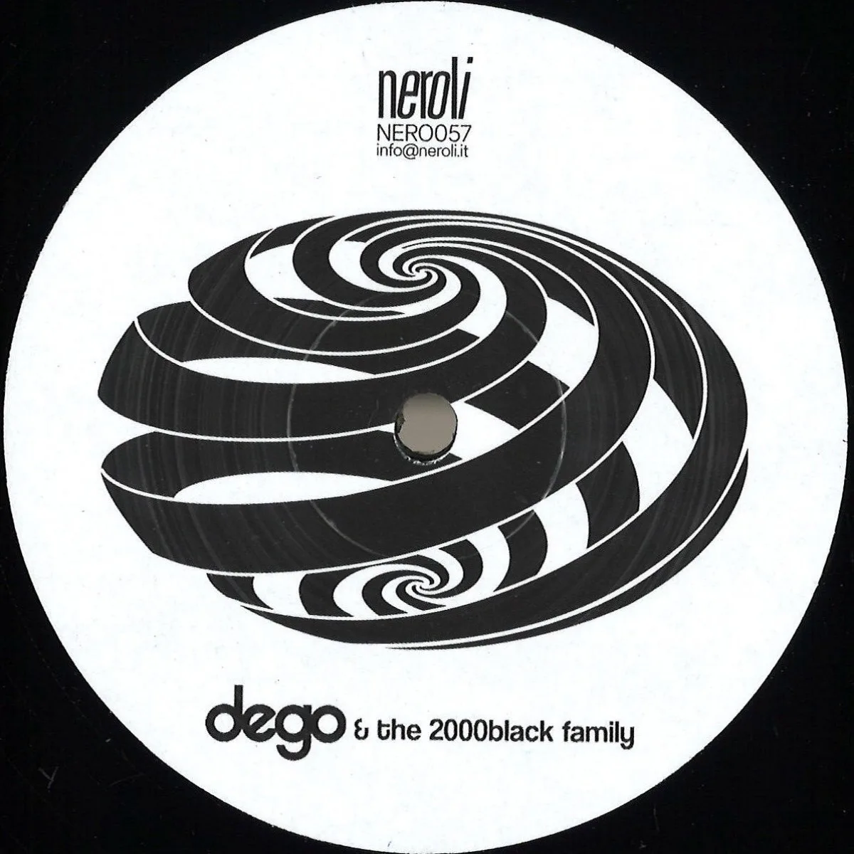Front cover — Dego&The 2000Black Family — EP IV