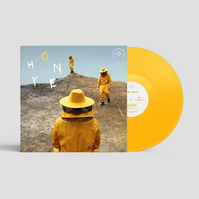 Front cover — HEBBE — Honey
