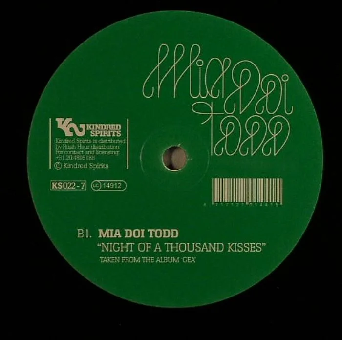 Обратная сторона обложки — Mia Doi TODD — Sleepless Nights