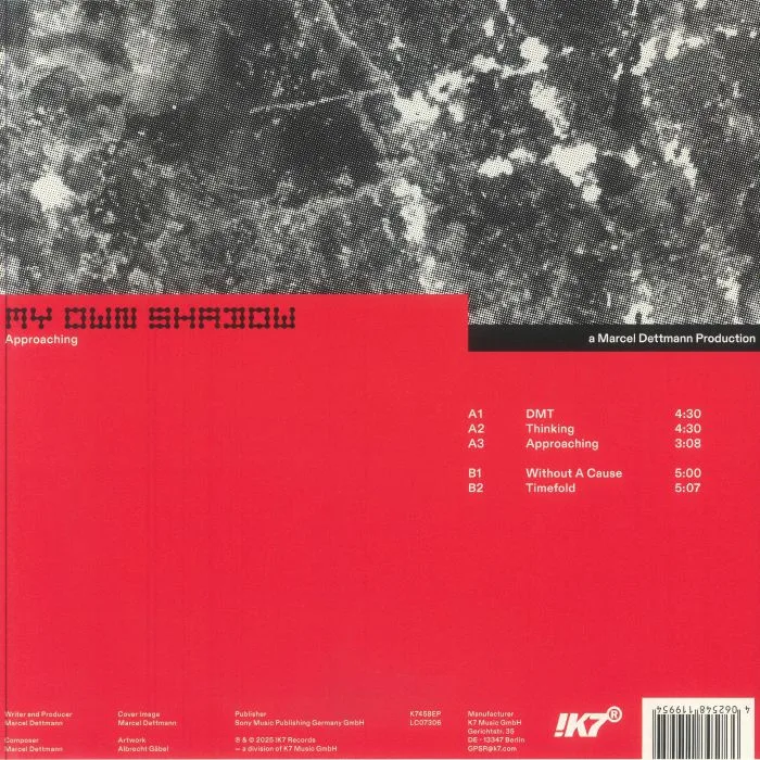 Back cover — Marcel DETTMANN — My Own Shadow: Approaching