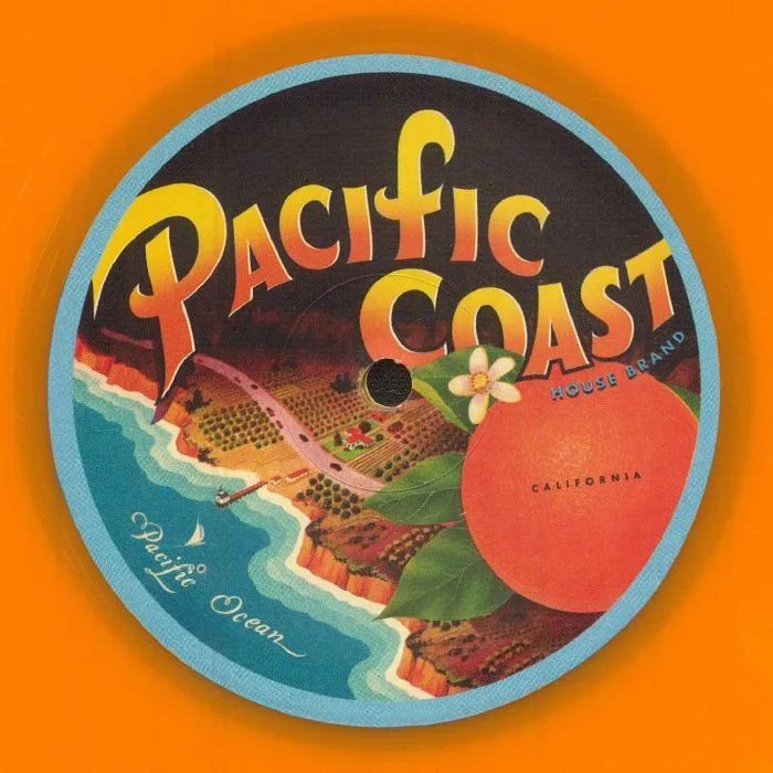 Обратная сторона обложки — The Coastal Commission / Boing — The Conversation / Currency