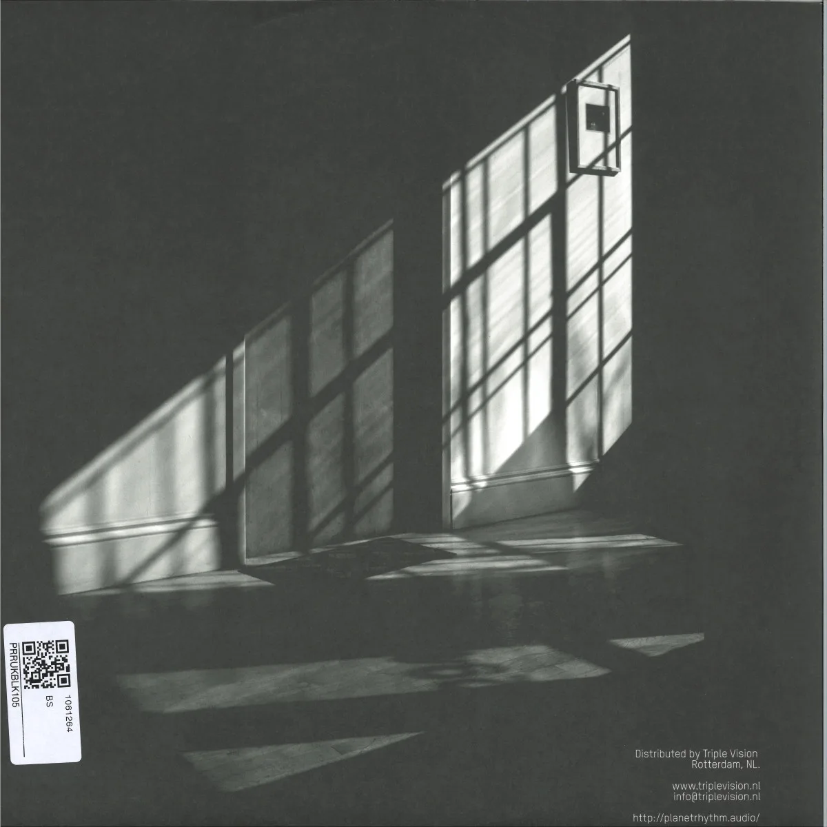 Back cover — Gustavo Bassani — Domme Sesh EP