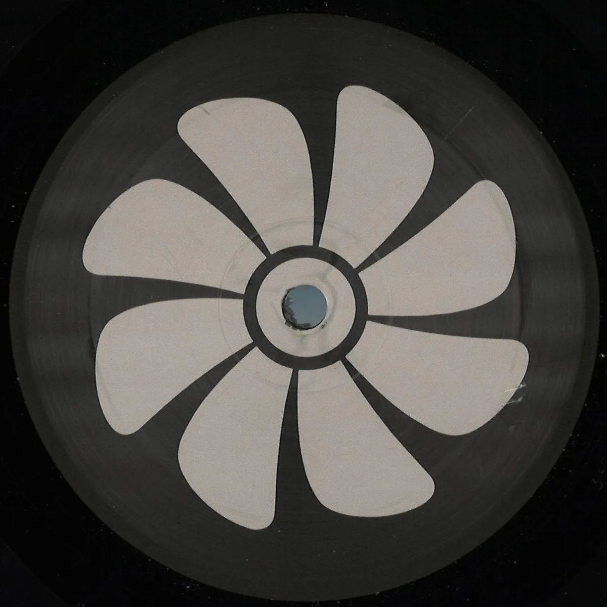 Front cover — Rupert Ellis — Out of Focus EP