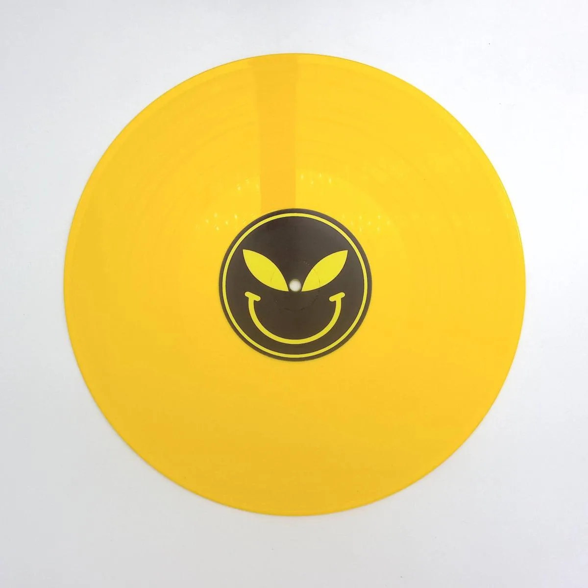 Alien Rave — AURA