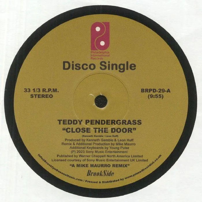 Лицевая сторона обложки — Teddy PENDERGRASS — Close The Door (The Mike Maurro Remixes)